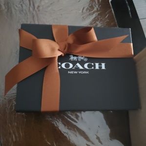 Meet your Posher, Ty